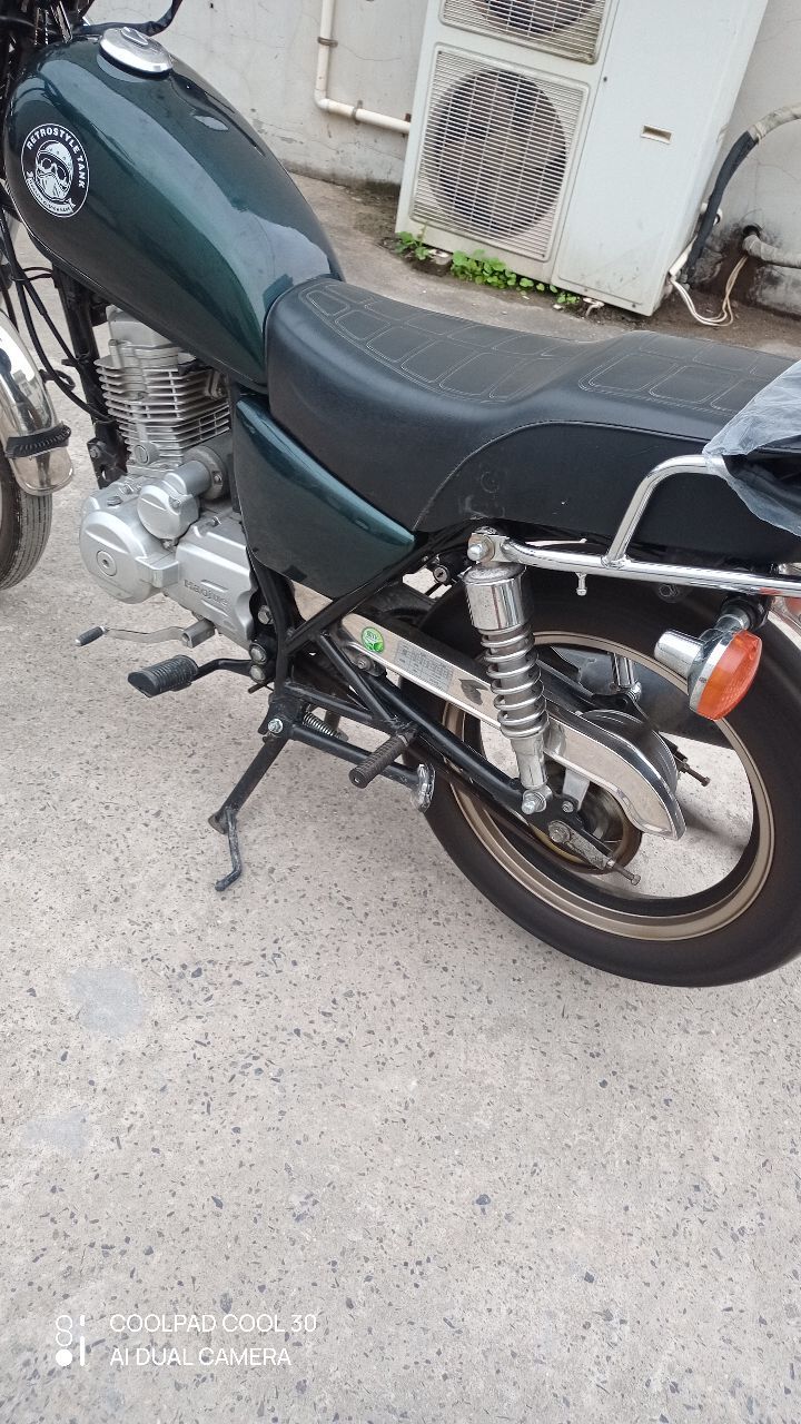 豪爵 HJ125-8S