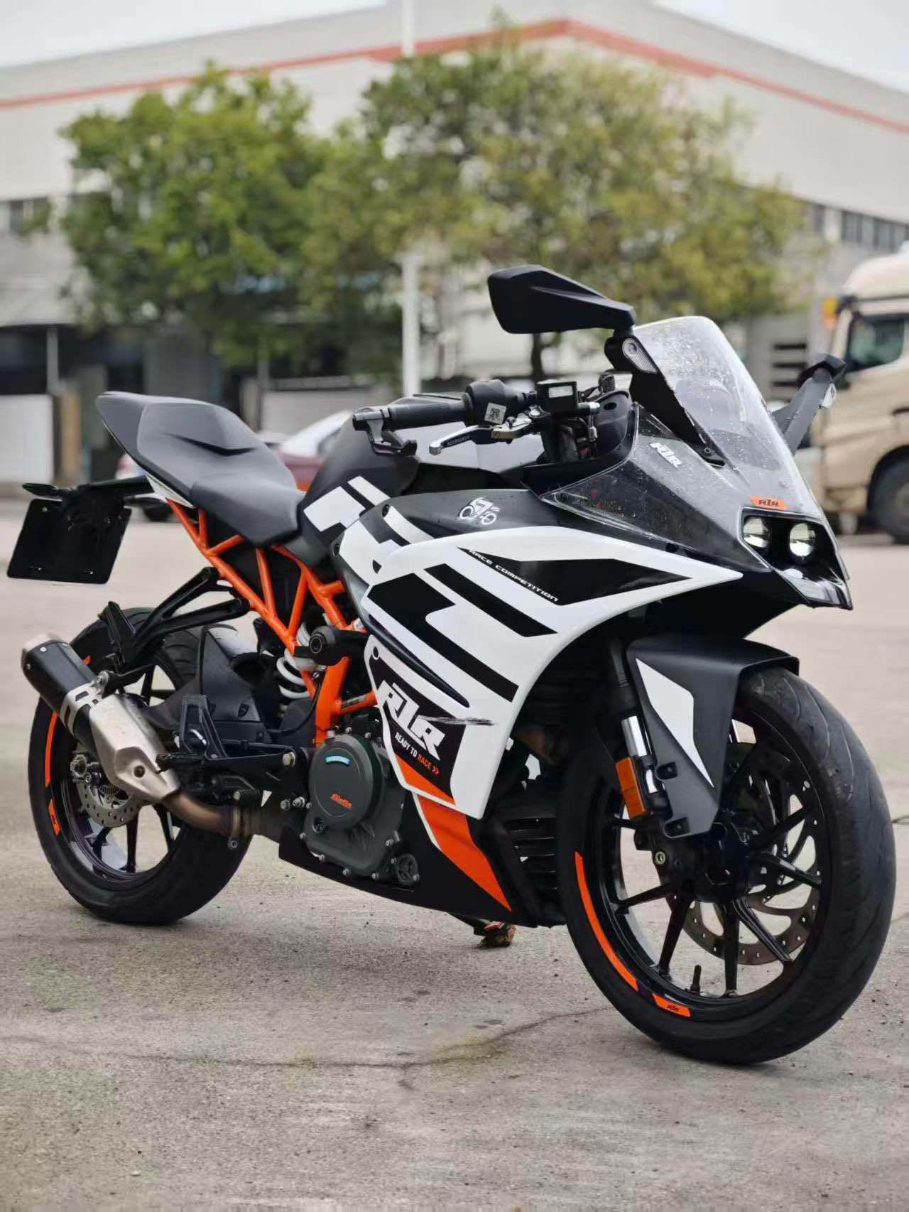 KTMR2R RC 390 