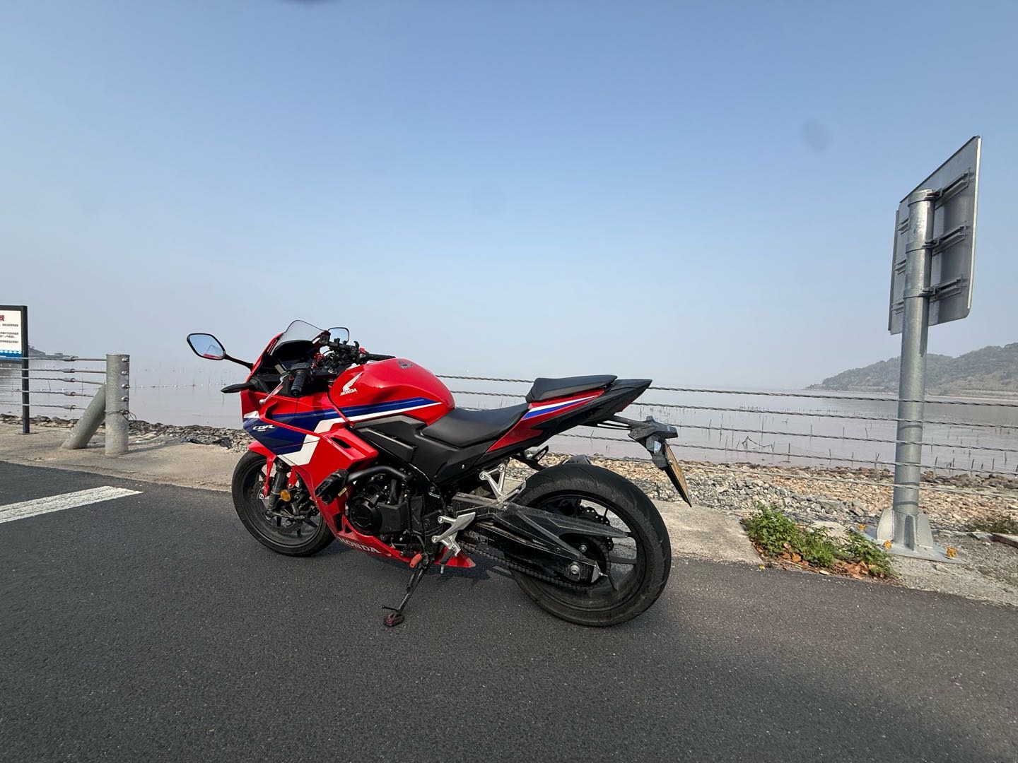 本田WING CBR400R