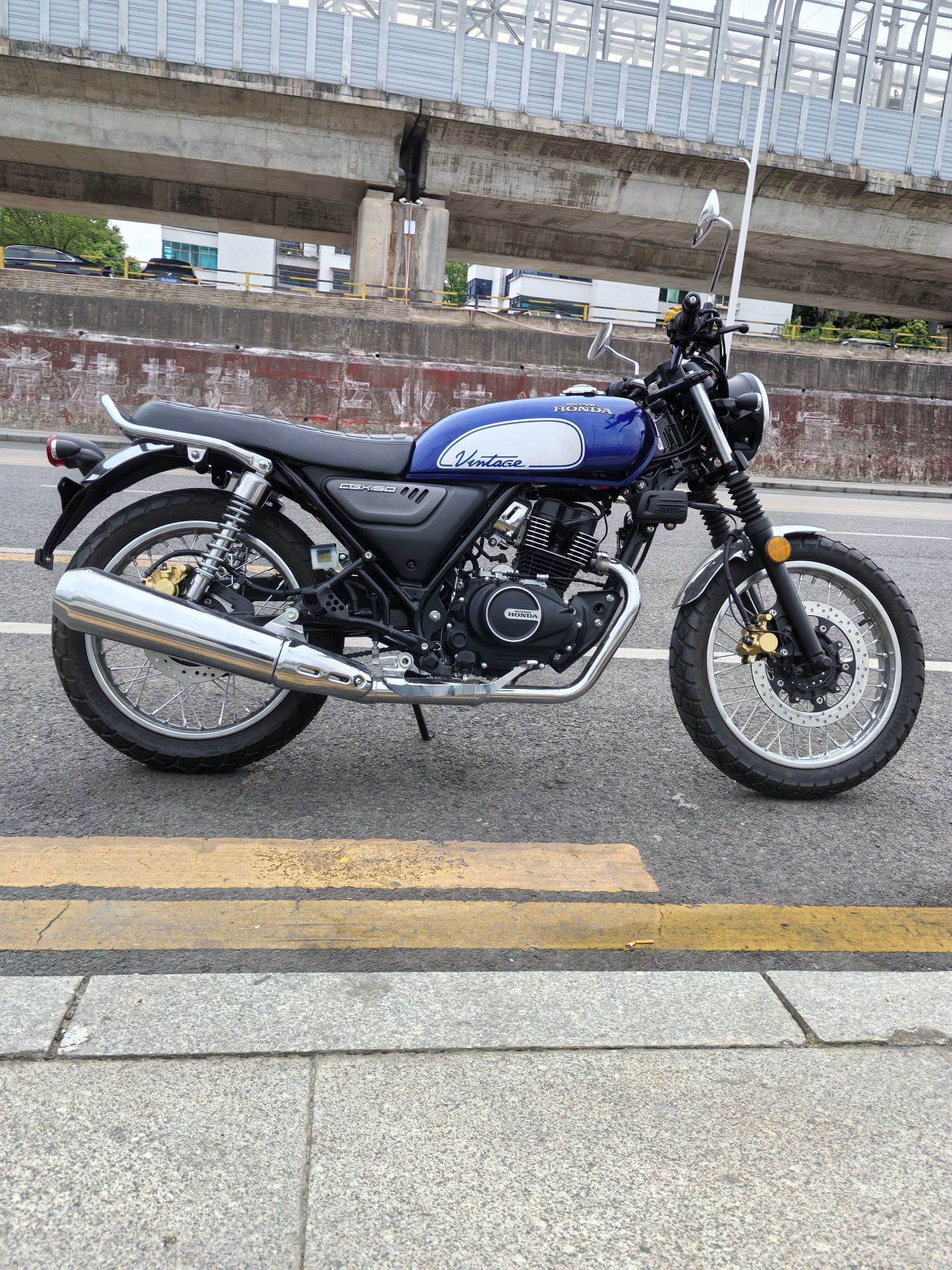 五羊本田 CGX150