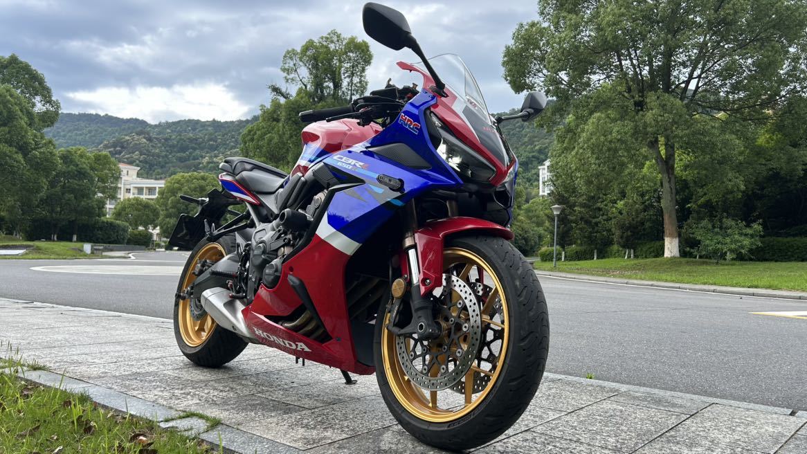 本田DREAMWING CBR650R