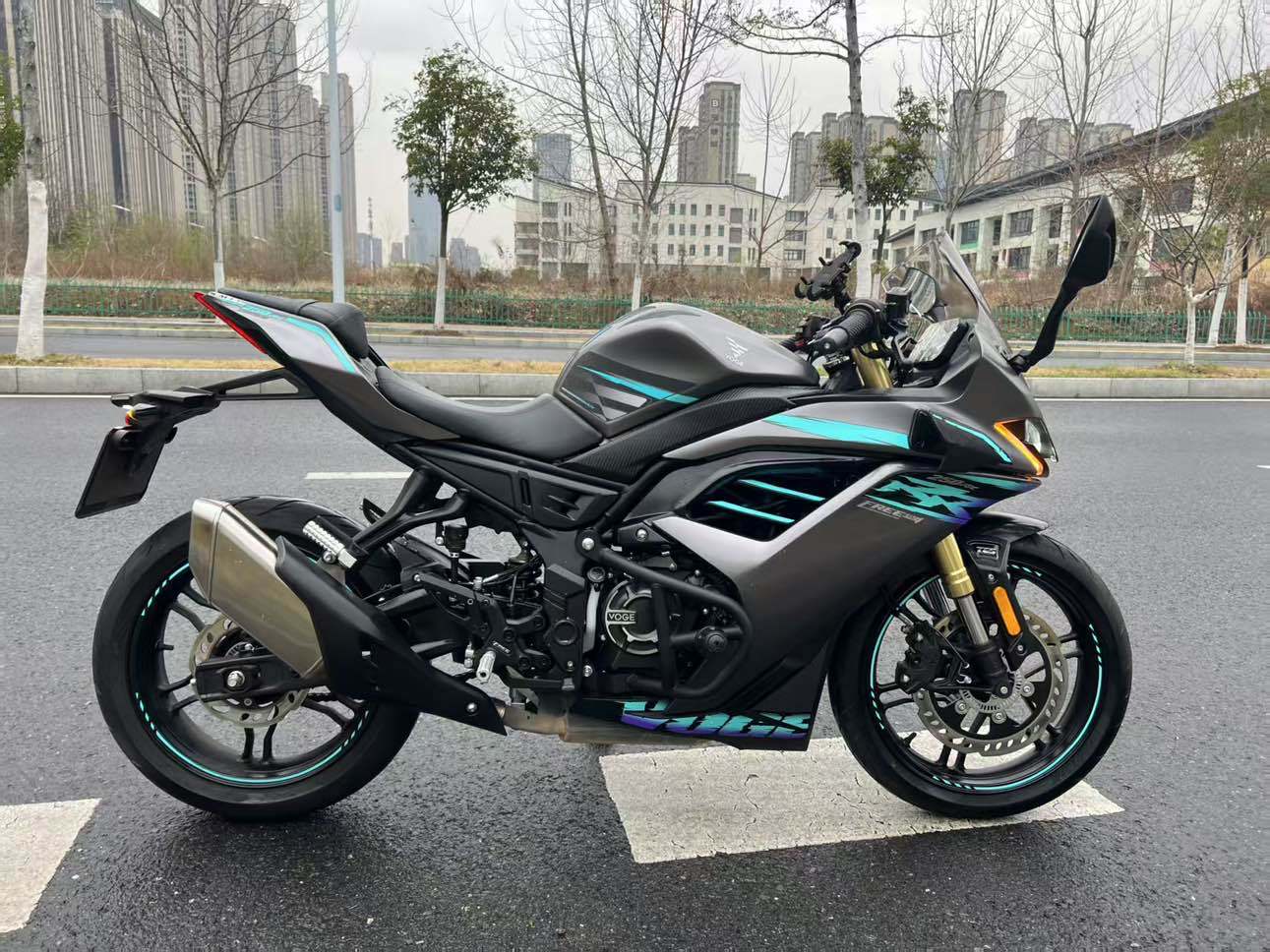 无极 250RR