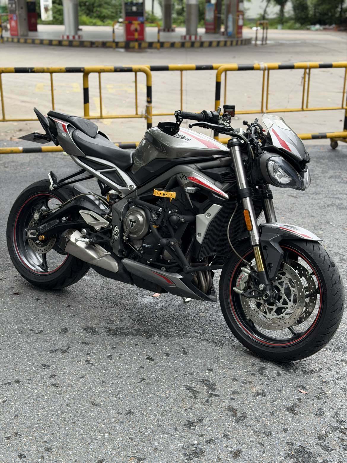 凯旋 Street Triple 765