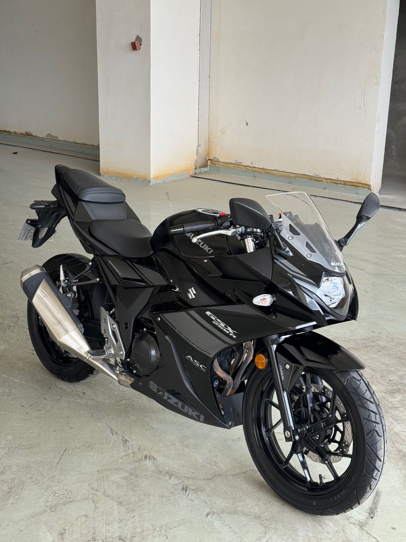 豪爵铃木 GSX250R