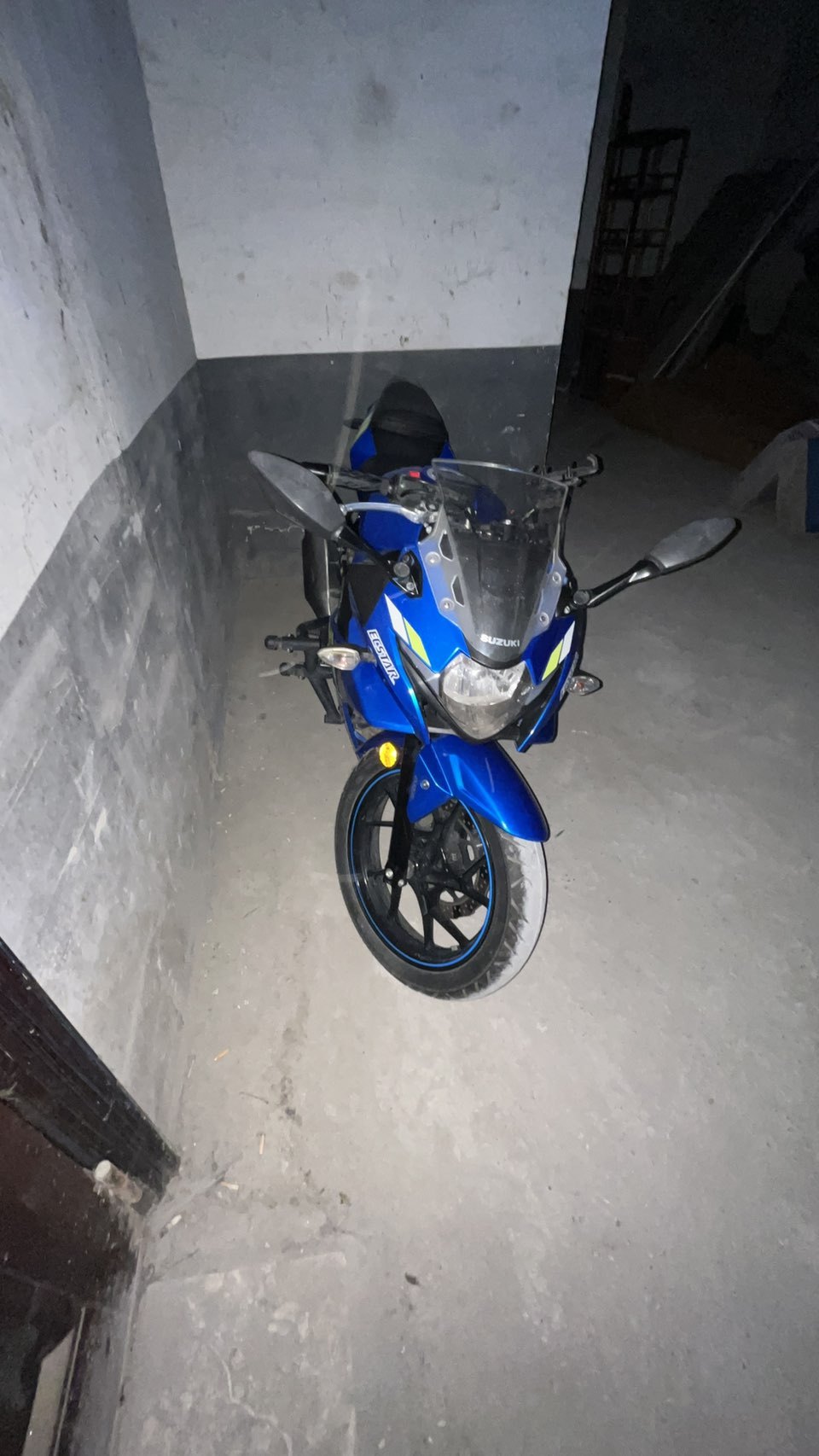豪爵铃木 GSX250R
