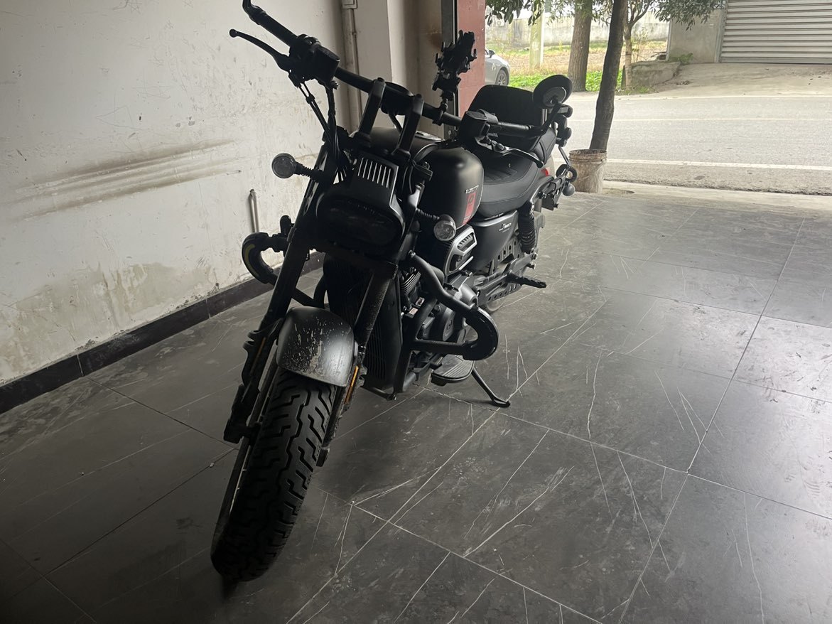 QJMOTOR 闪250
