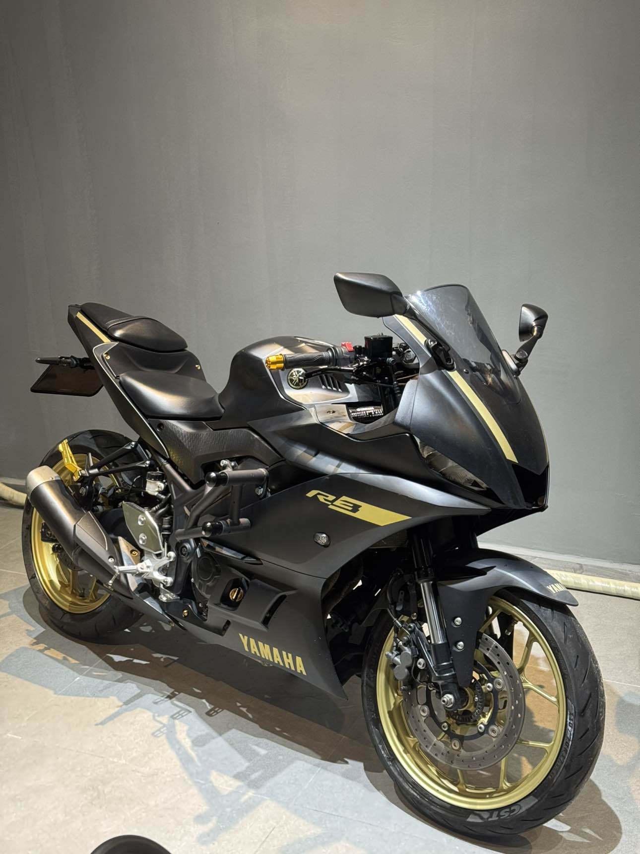 雅马哈 YZF-R3
