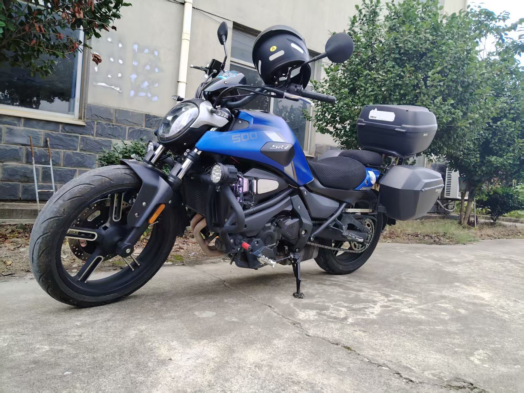 QJMOTOR 闪500S