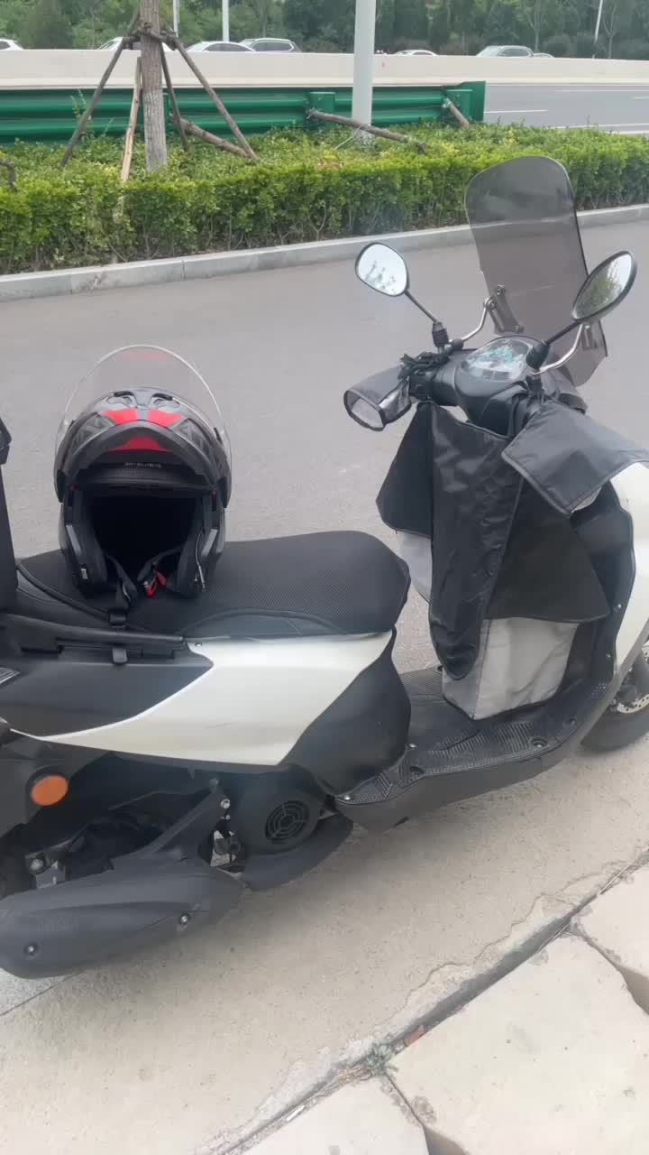 建设雅马哈 旭鹰125
