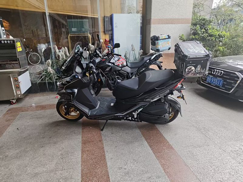 光阳 赛艇 ST250