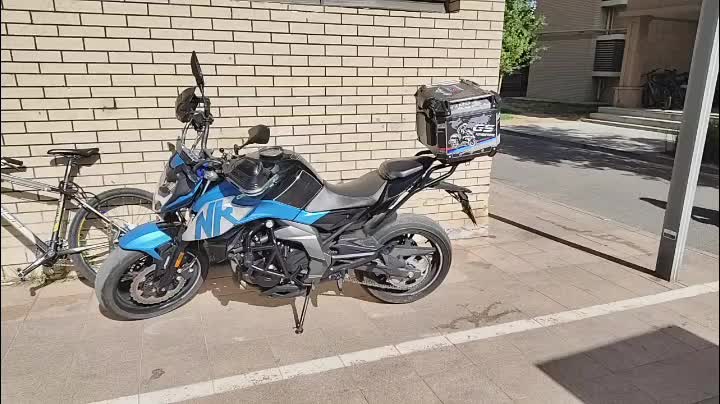 春风 400NK