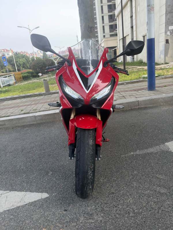 本田DREAMWING CBR650R