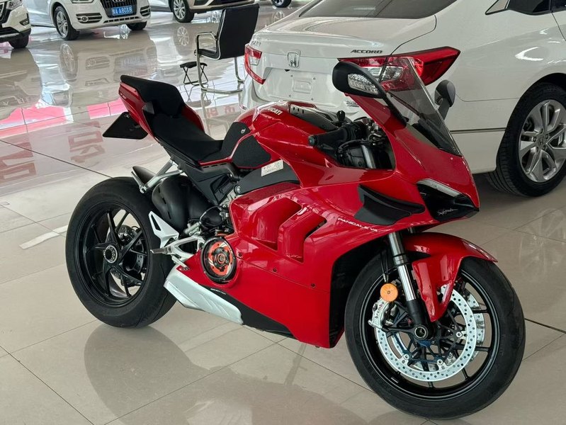 杜卡迪 Panigale V4