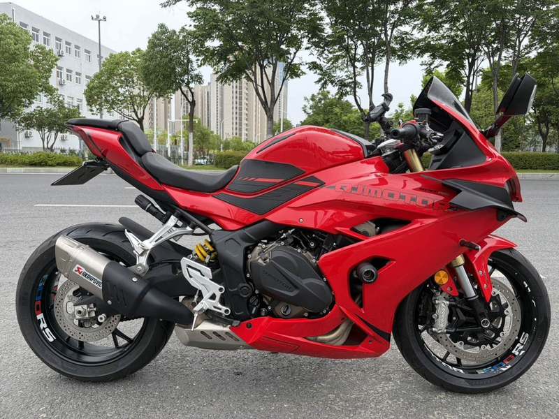 QJMOTOR 赛600