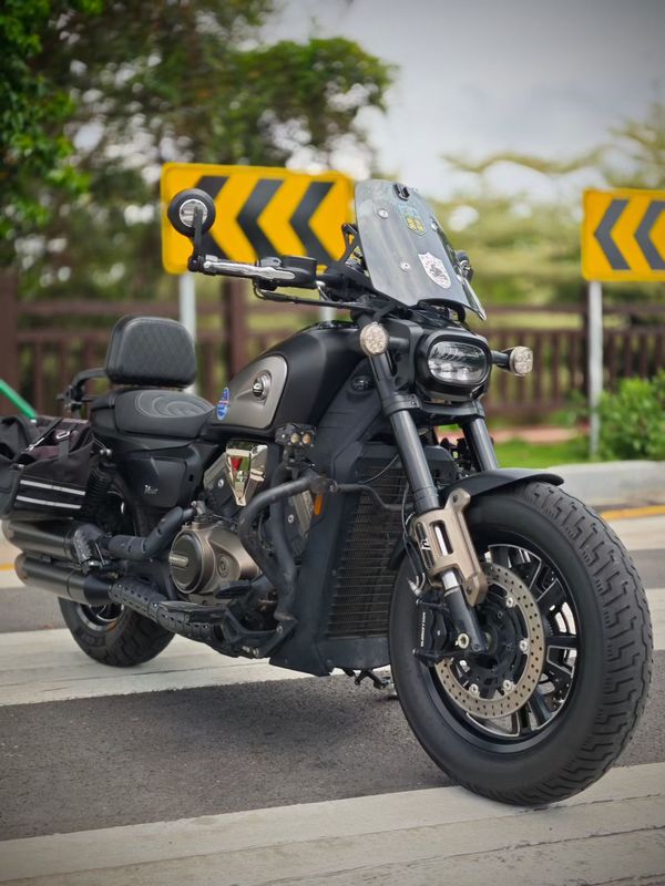 QJMOTOR 闪600