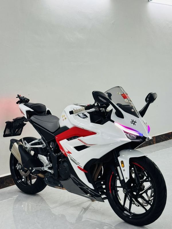 凯越 350RR 赫雷兹