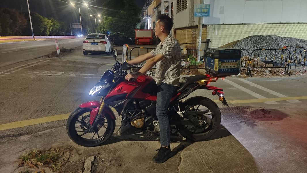 新大洲本田 CBF190R