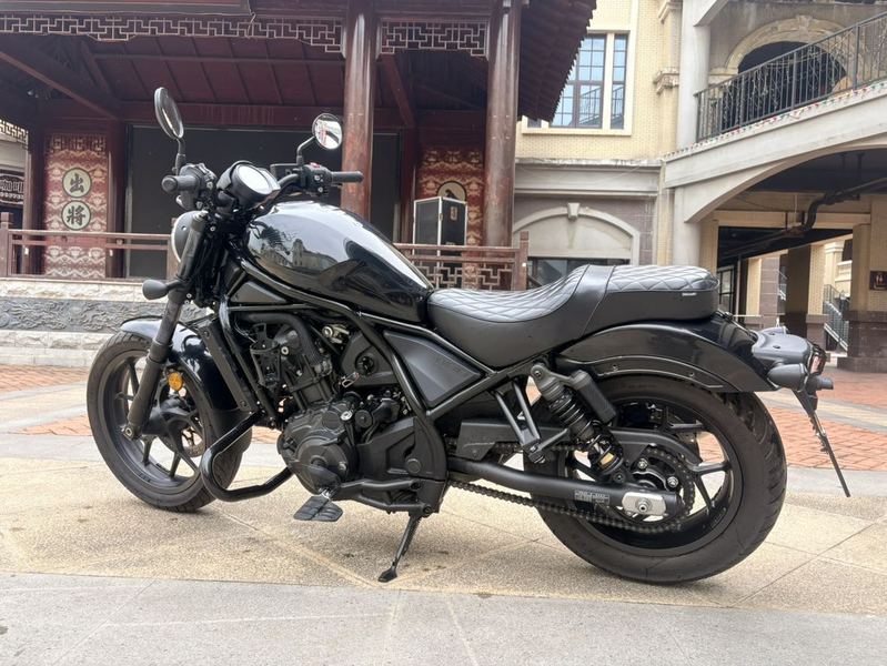 本田DREAMWING CM1100