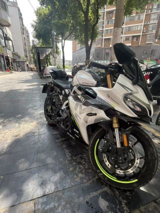 春风 250SR