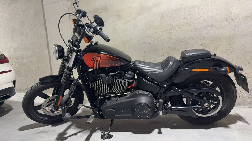 哈雷戴维森 街霸 Street Bob