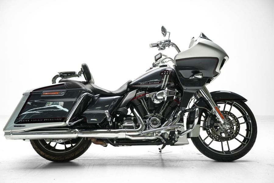 哈雷戴维森 公路滑翔 Road Glide
