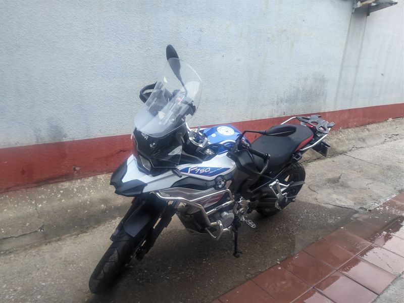 宝马 F 750 GS
