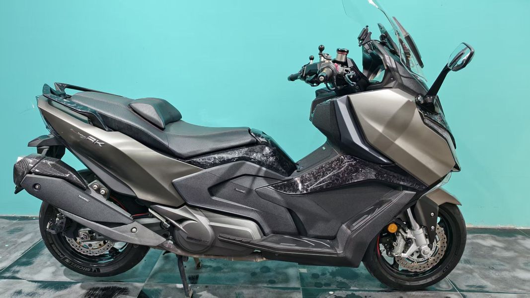 光阳 AK550