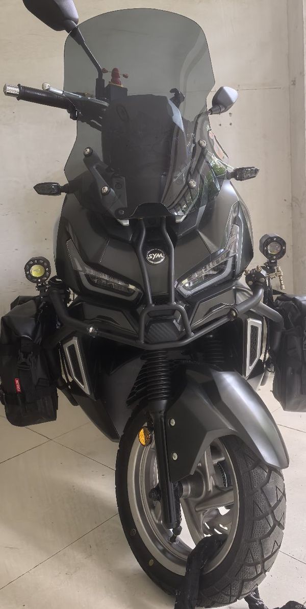 SYM三阳 Husky ADV 150