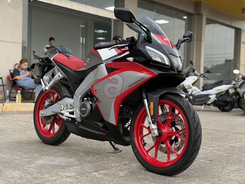 宗申阿普利亚 GPR250R