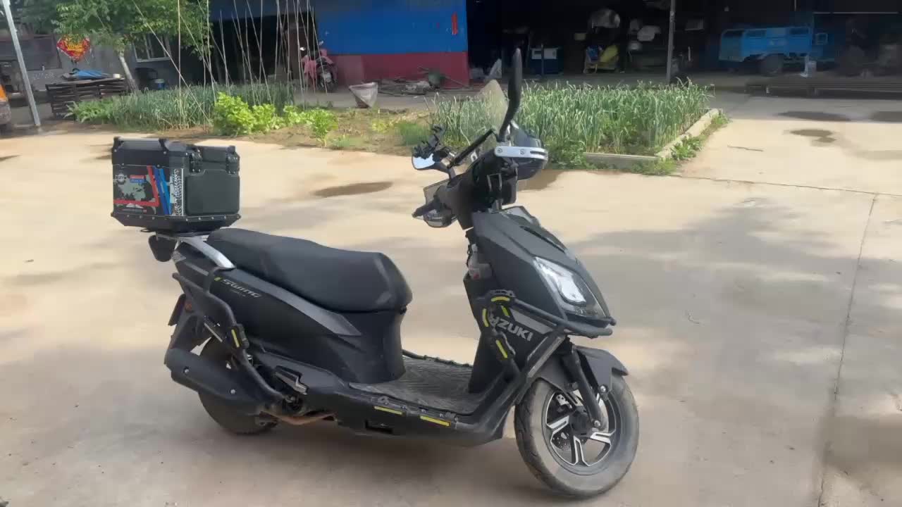 济南铃木 UY125