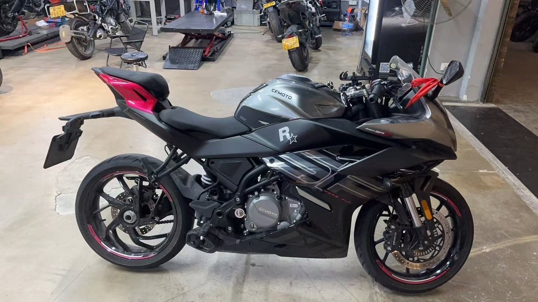 春风 250SR