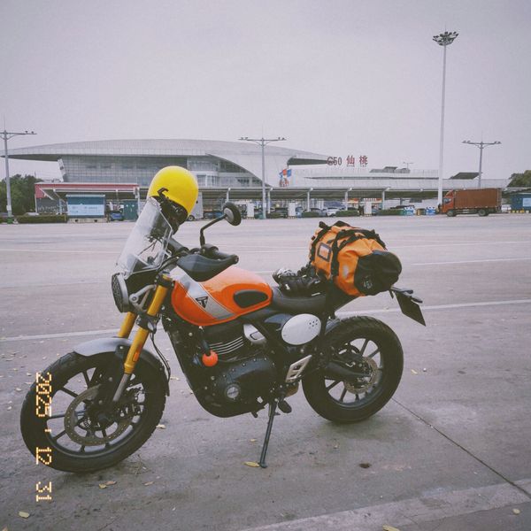 凯旋 Scrambler 400 X