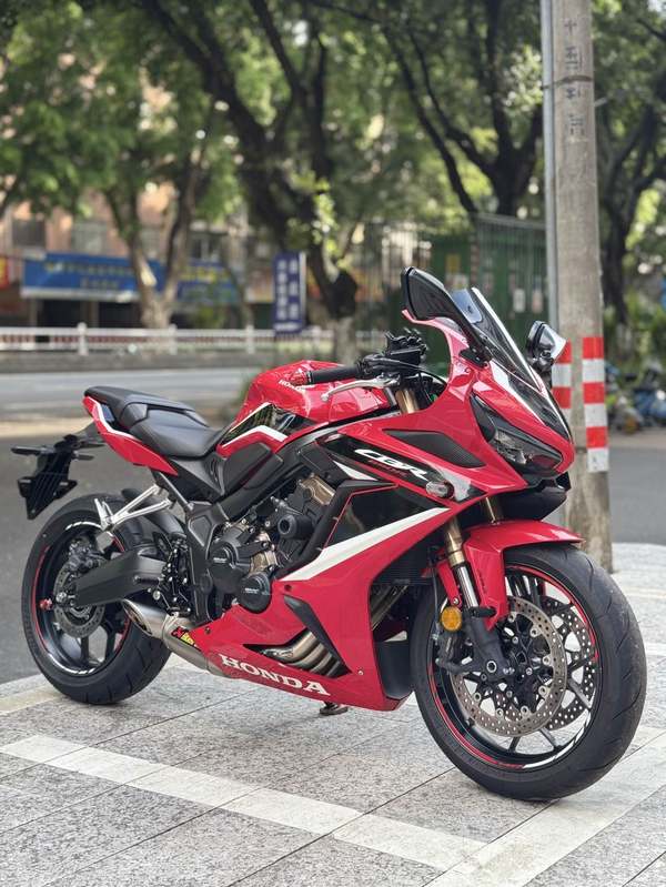 本田DREAMWING CBR650R