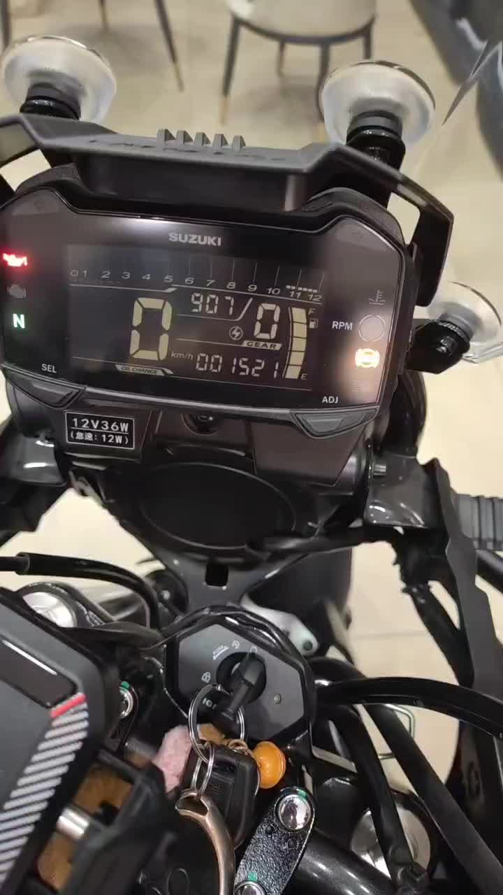 豪爵铃木 DL250