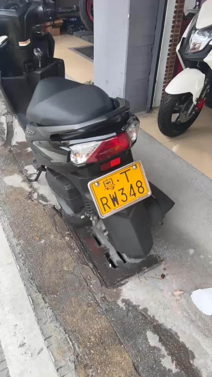 建设雅马哈 福禧125