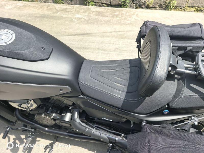 QJMOTOR 闪600