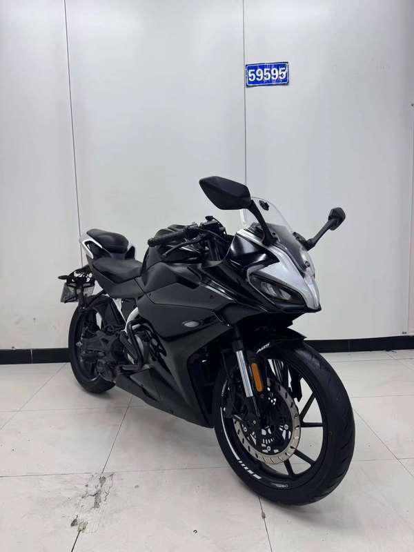 春风 250SR