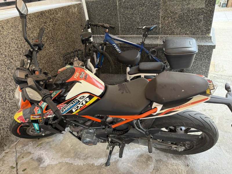 KTMR2R 250 Duke