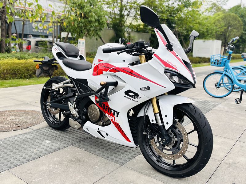 QJMOTOR 赛250