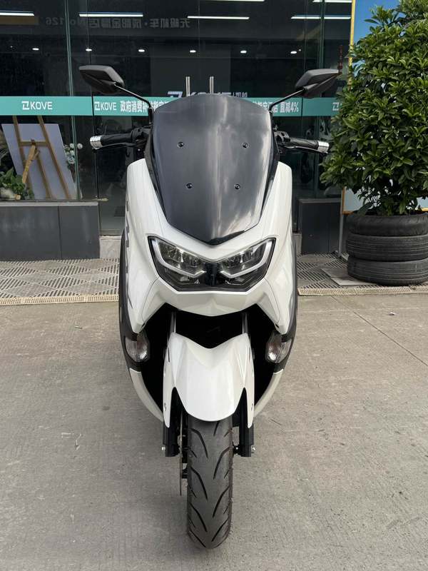 雅马哈 NMAX