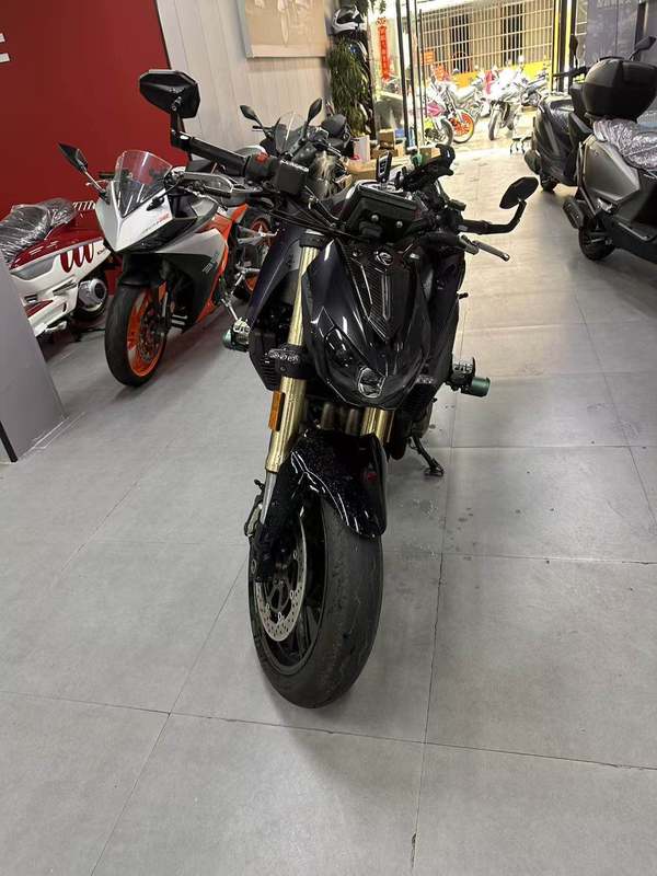 QJMOTOR 追600