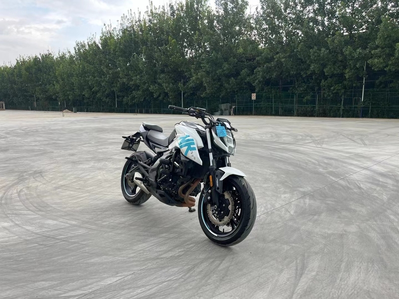 春风 400NK