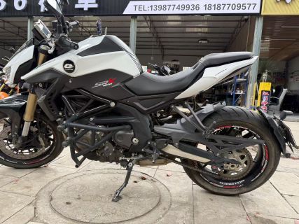QJMOTOR 追600