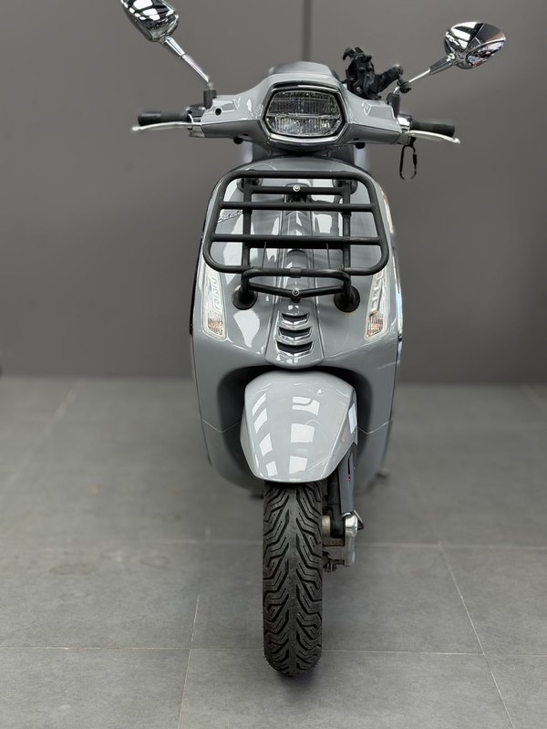 VESPA Sprint 150