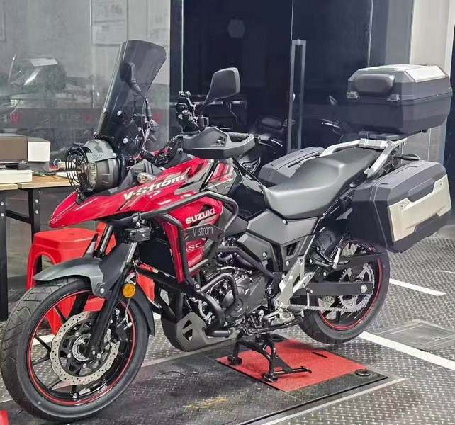 豪爵铃木 DL250