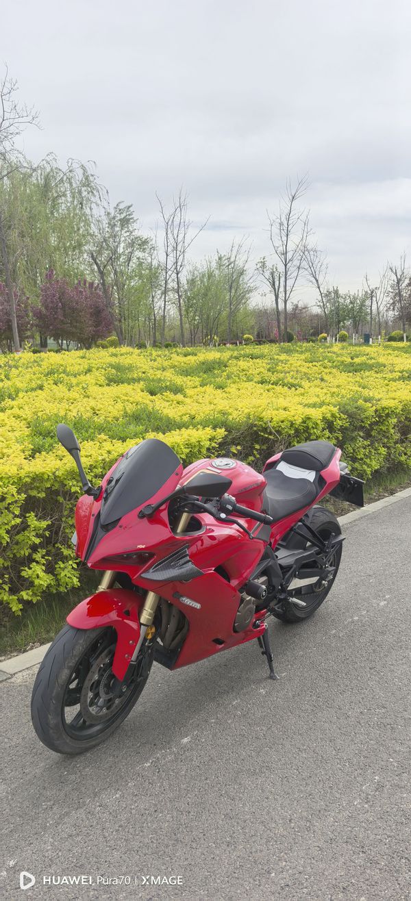 QJMOTOR 赛600