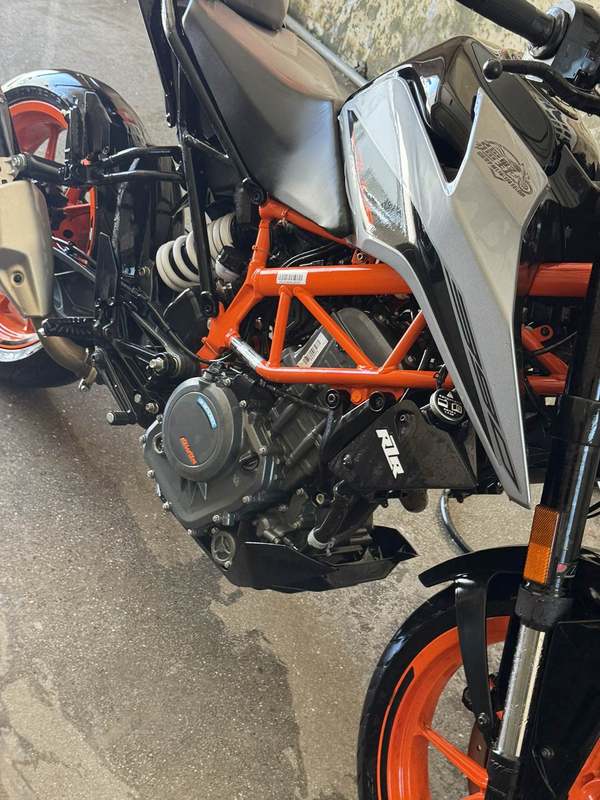 KTMR2R 390 Duke