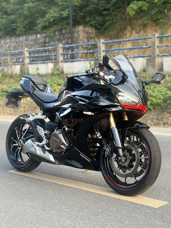 QJMOTOR 赛450