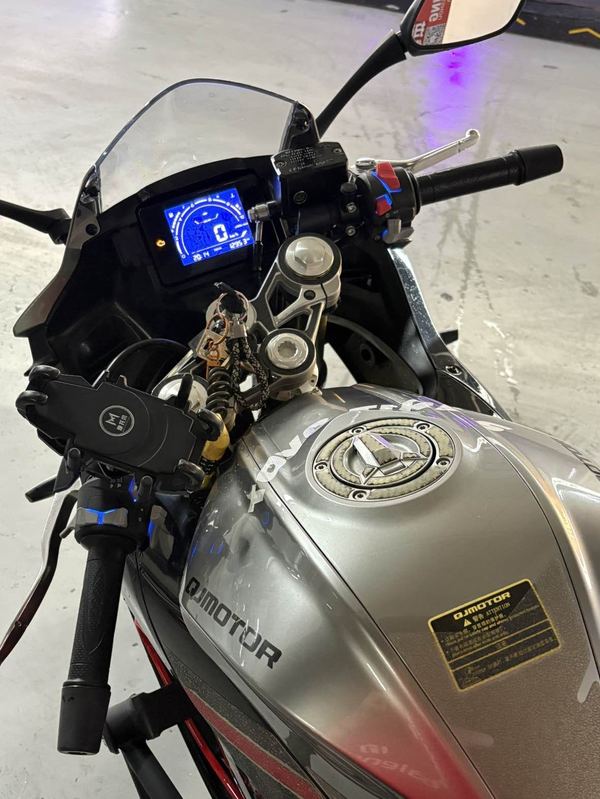 QJMOTOR 赛150