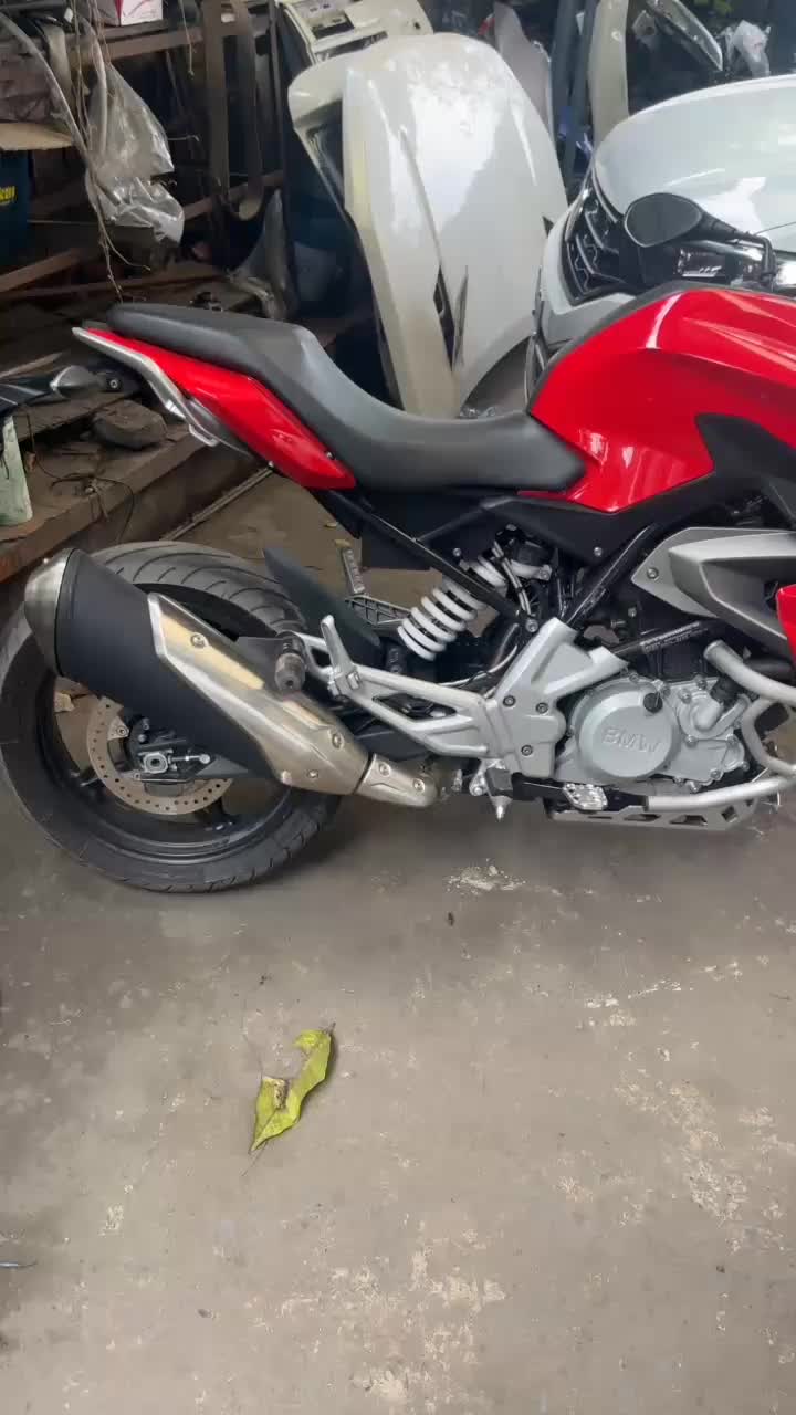 宝马 G 310 R